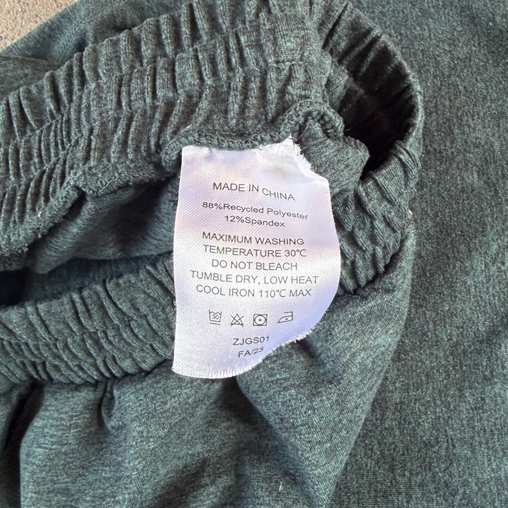 Quince Flowknit Boyfriend Joggers Heathered Green Size Small Athleisure Jogger - Picture 9 of 10